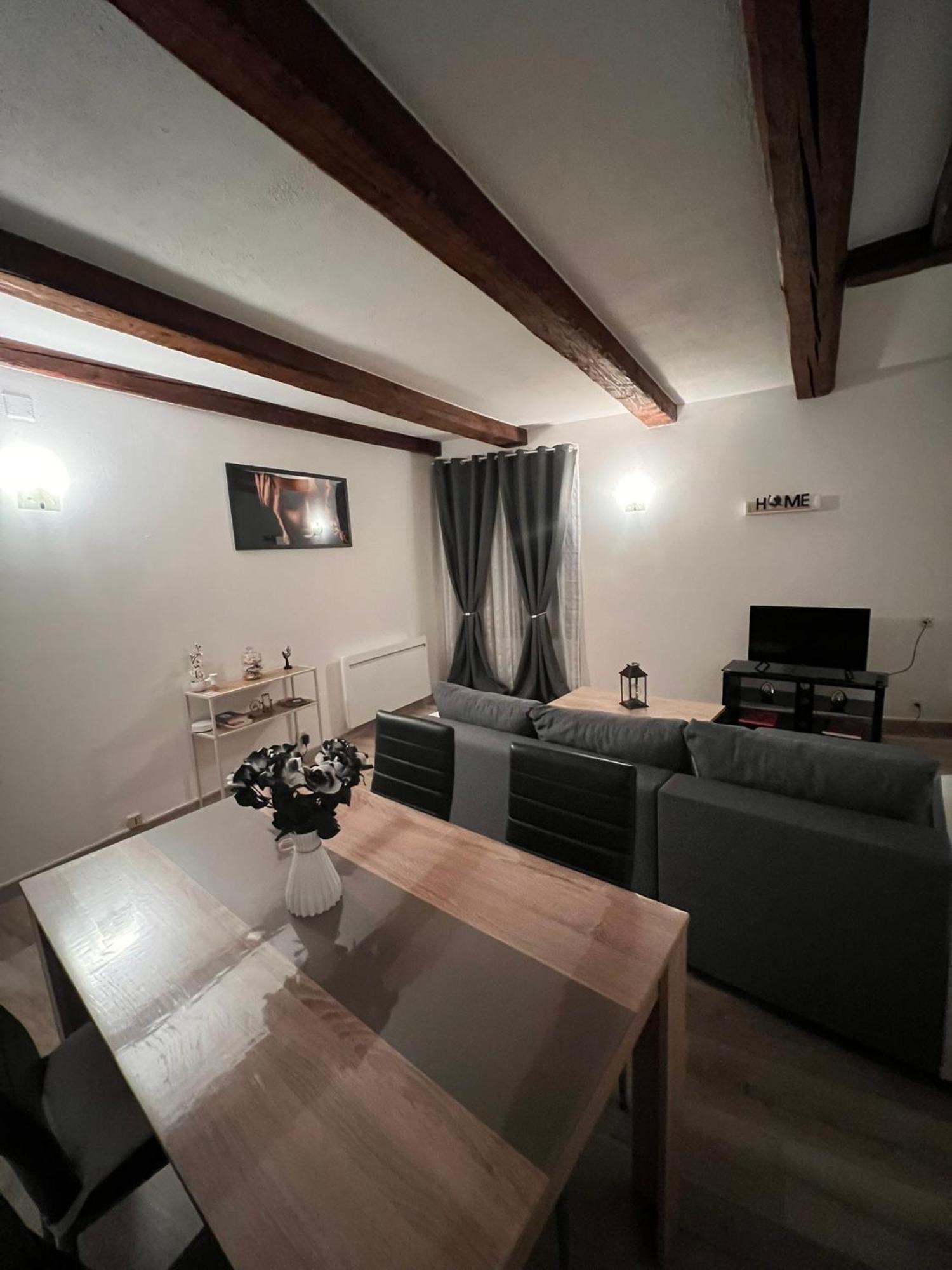 Spacieux Logement Grandvillars ภายนอก รูปภาพ